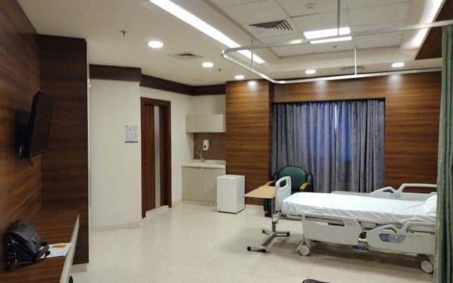 Camera di degenza in un ospedale partner
