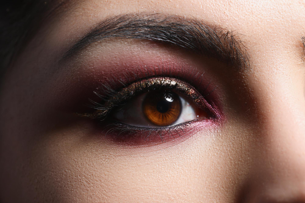 bright-pink-professional-makeup-eyes-woman-closeup